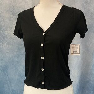 NWT Feminine Black V-Neck Button-Down Shirt Polyester Ribbed Knit Size Small